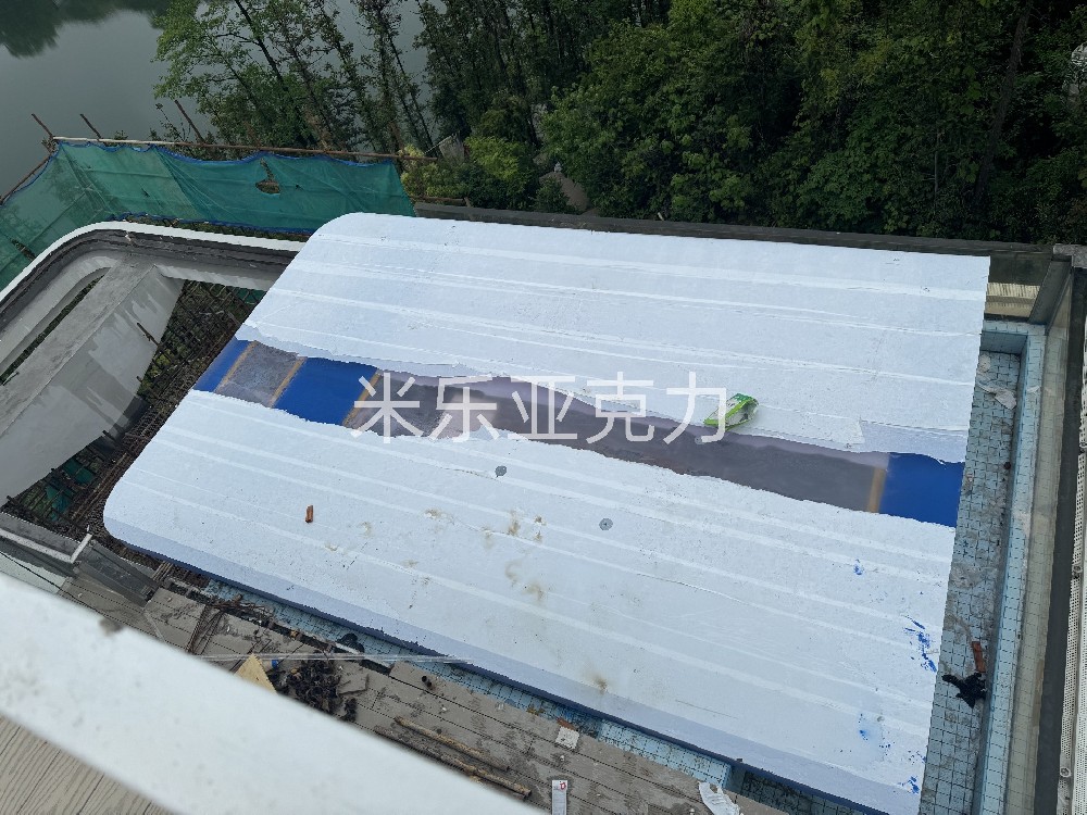 <b>什么是水族工程?亚克力板在海洋馆建造中的作用</b>